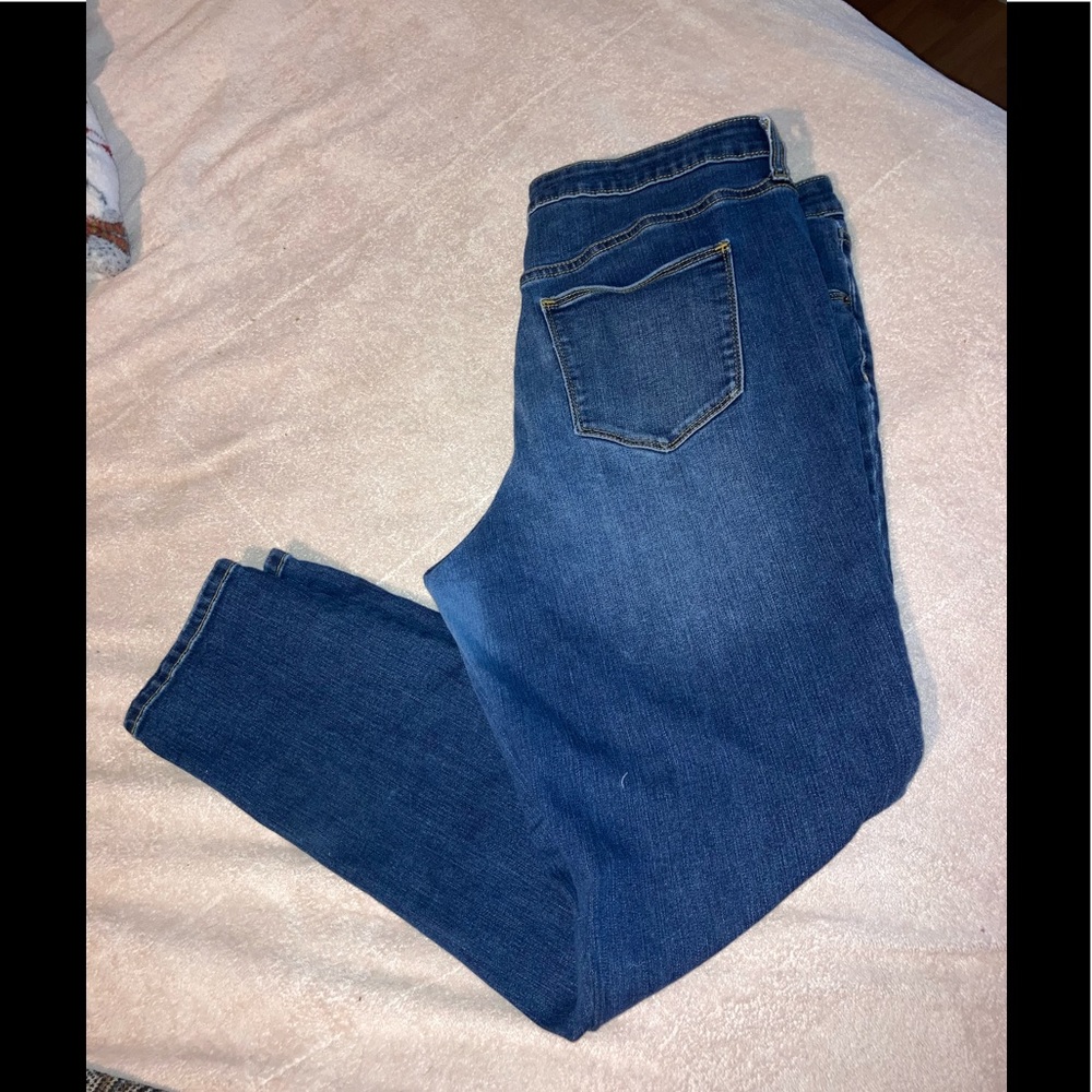 Universal thread jeans - Picture 2 of 4